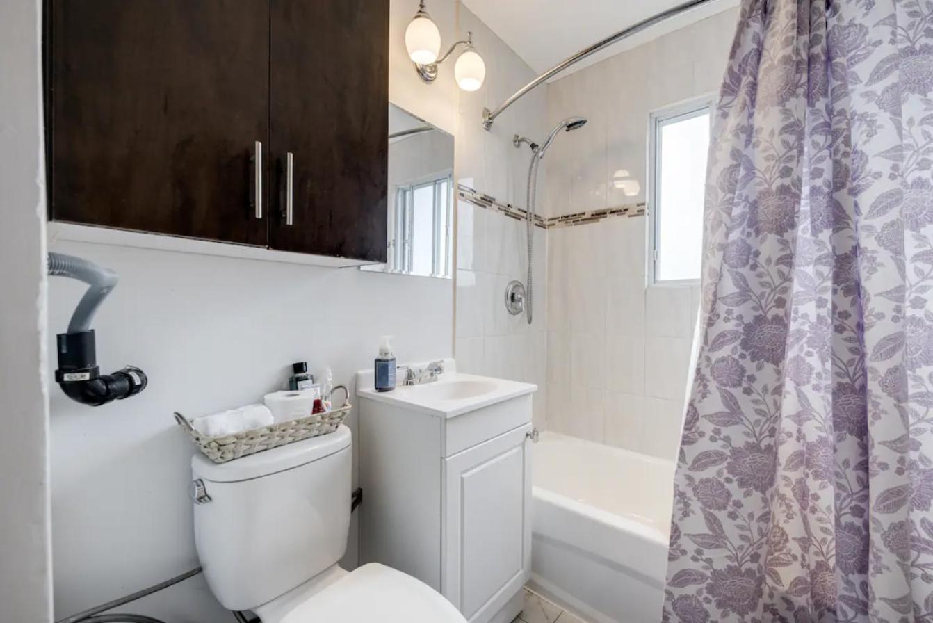 Eglinton West Guest Suite Toronto Buitenkant foto