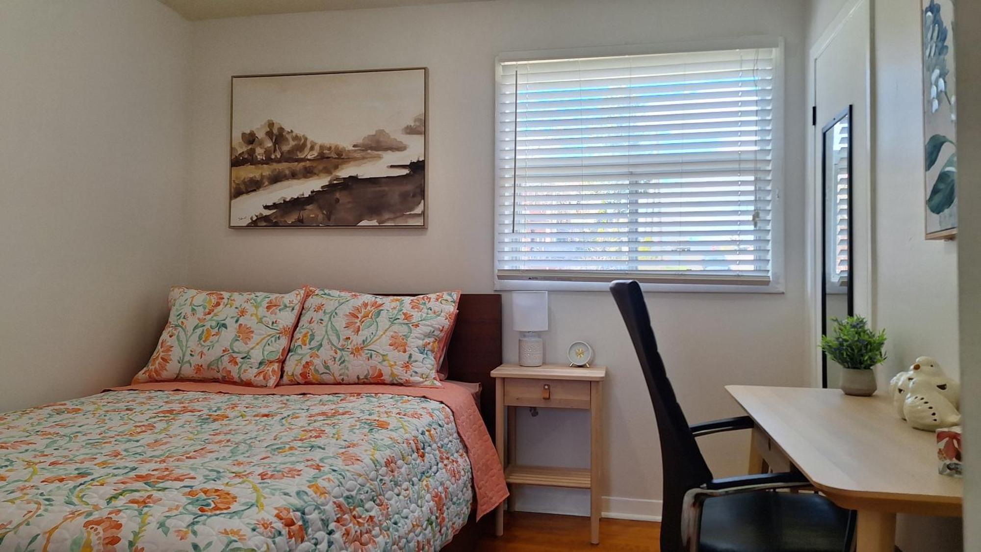 Eglinton West Guest Suite Toronto Buitenkant foto